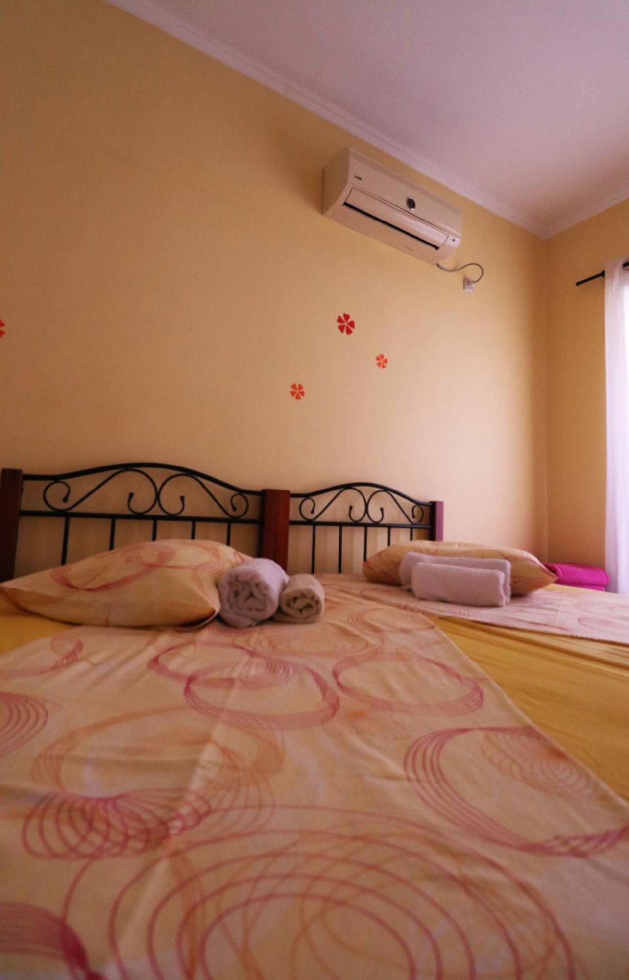 Villa Ladina Lygia  Luaran gambar