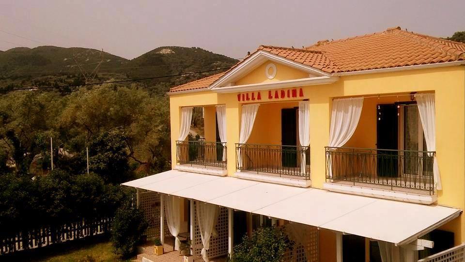 Villa Ladina Lygia  Luaran gambar